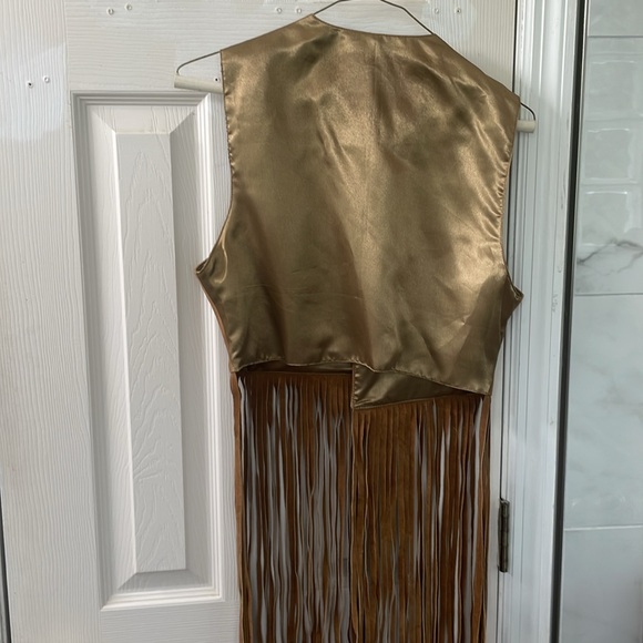 Brown with fringe vest - Picture 3 of 4